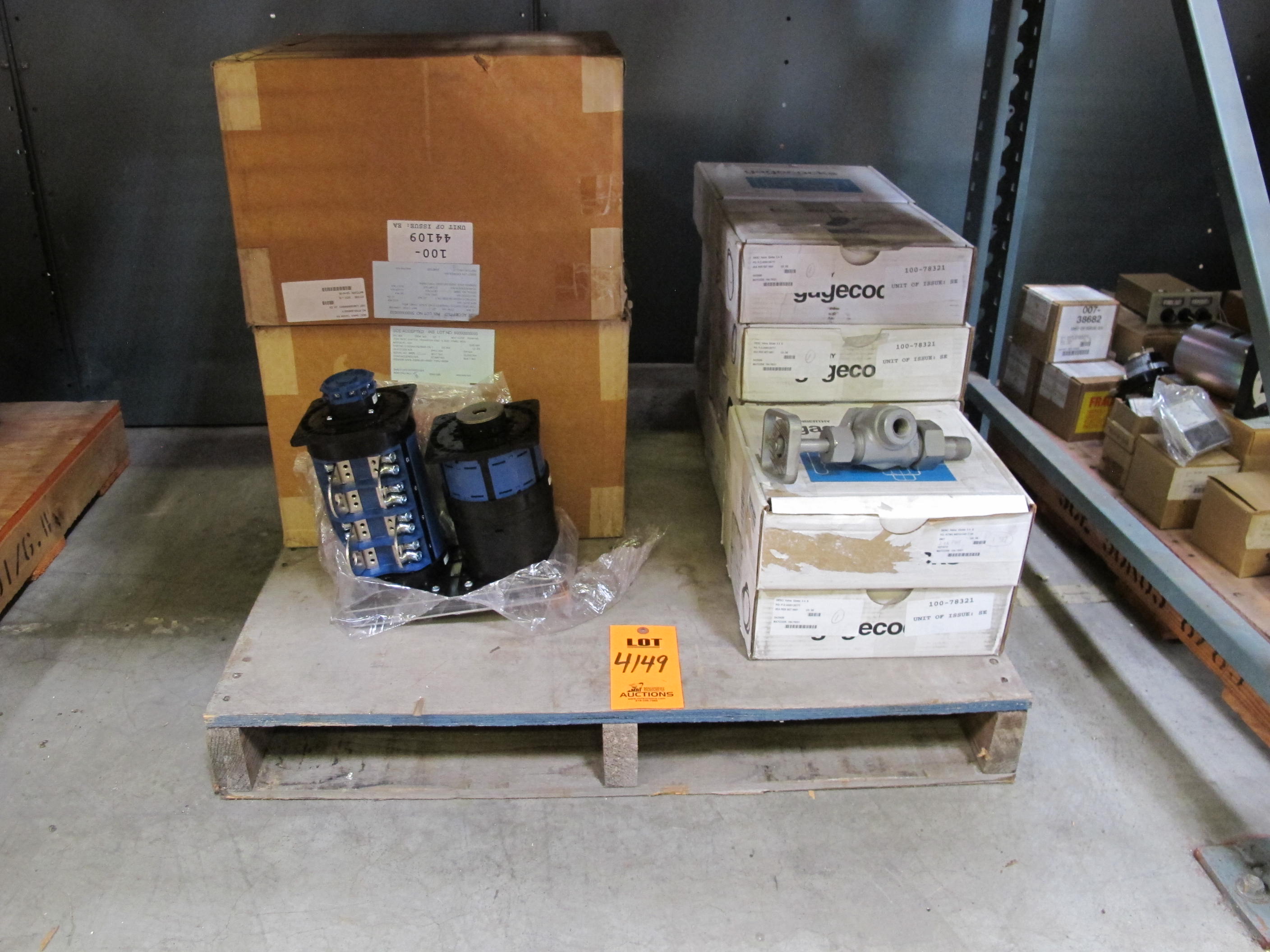 LOT TO INCLUDE: (10) VALVES, GLOBE TYPE, 3/4" SIZE, 4000 PSIG RATING, STL MATERIAL, OFFSET/BALL CHECK STYLE, INTEGRAL SEAT AND BONNET TRIM, HANDWHEEL OPERATOR, (2) SWITCHES, TRANSFER KIND, S SIZE, PANEL MOUNT, 400 AMP, 600 VAC ELEC RATING, 2PDT WITH OVERLAPPING CONTACTS CONTACT, MBB ACTION. LOADING & HANDLING FEE $15-4149